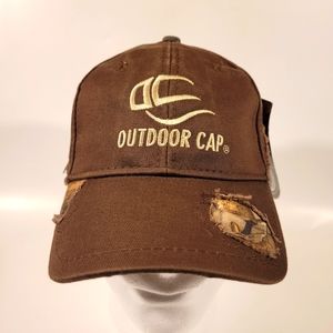 Realtree camouflage trucker hat cap strap back